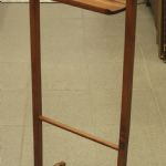 761 8526 VALET STAND